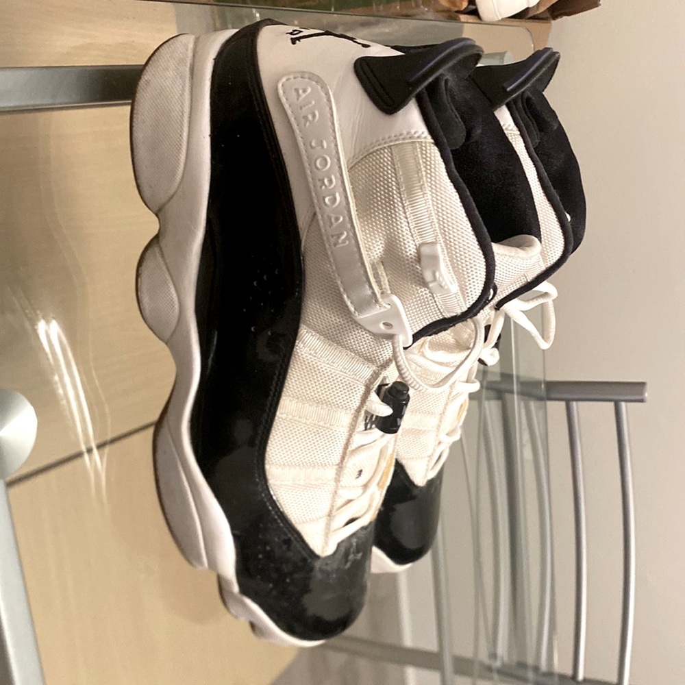 Nike Jordan 6 rings